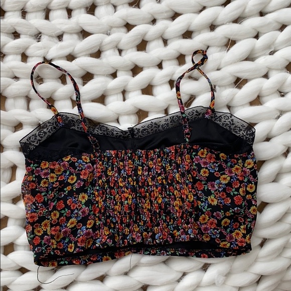 Top - Picture 2 of 3